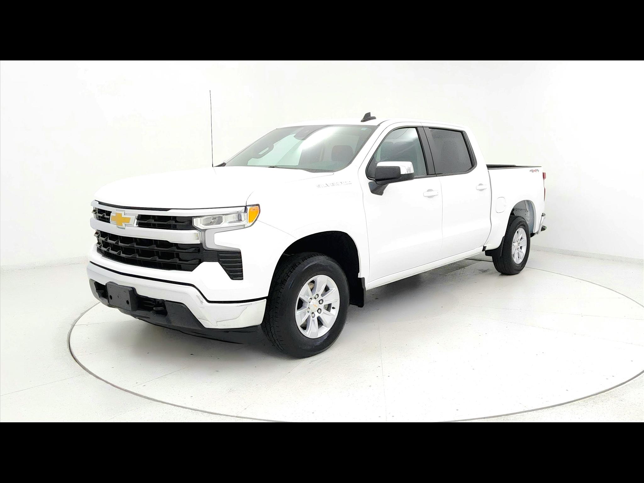 2025 Chevrolet Silverado 1500 LT 4D Crew Cab