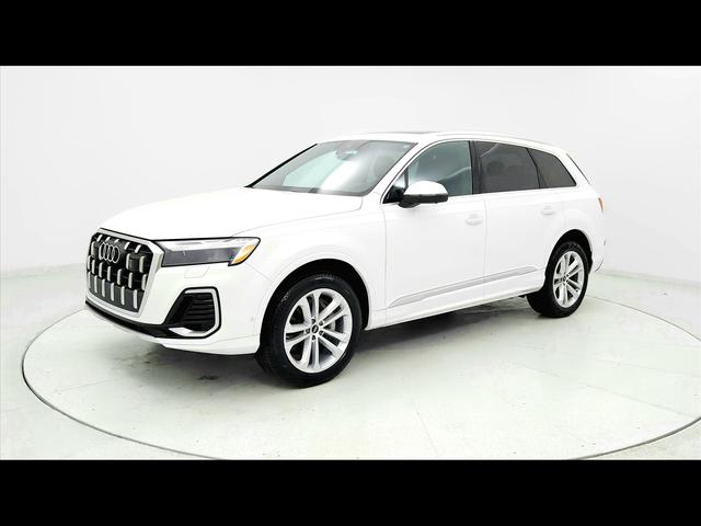 White 2025 Audi Q7 quattro Premium Plus 55 TFSI SUV / Crossover All-Wheel Drive 8-Speed Automatic
