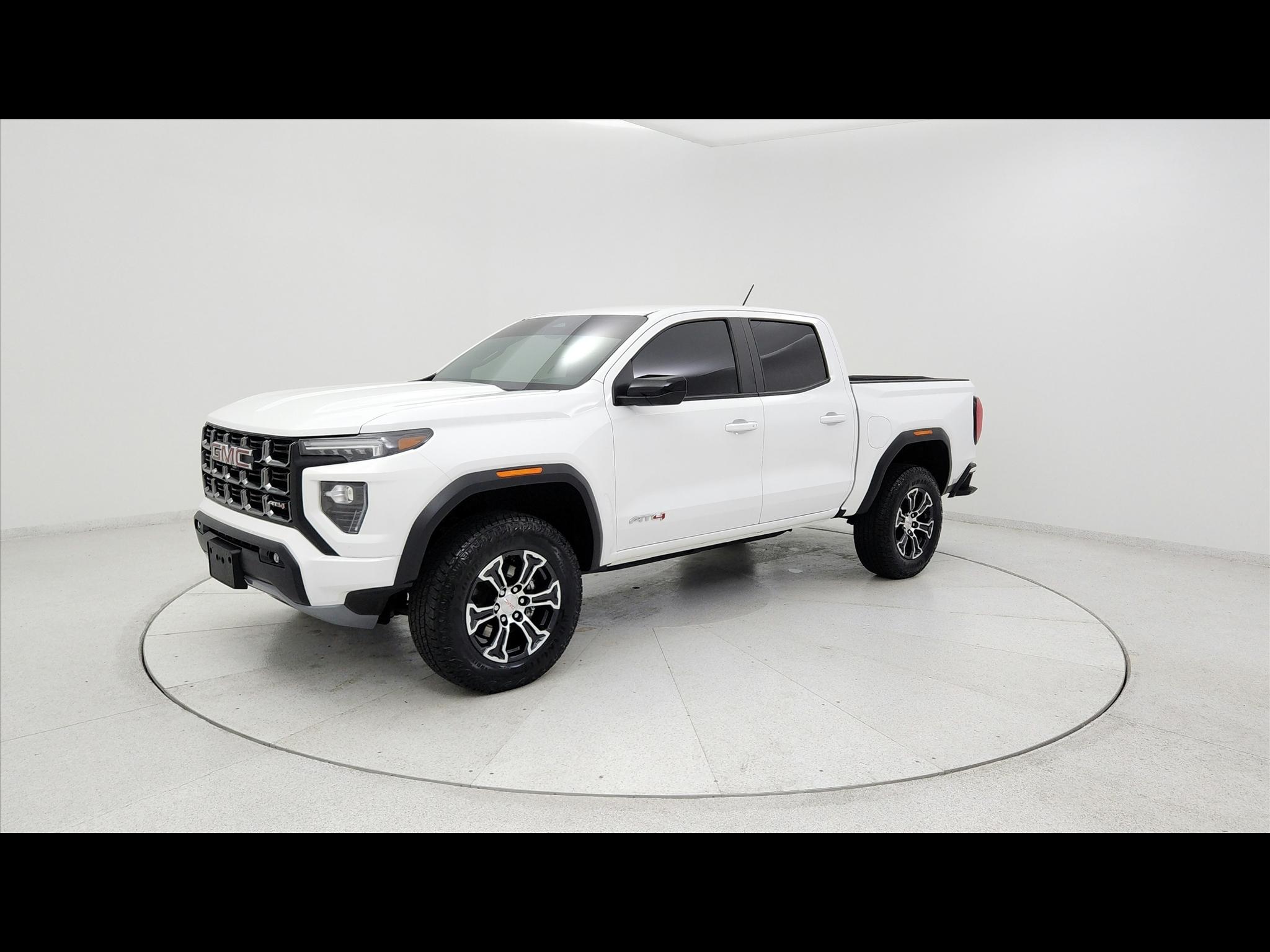 2024 GMC Canyon AT4 4D Crew Cab