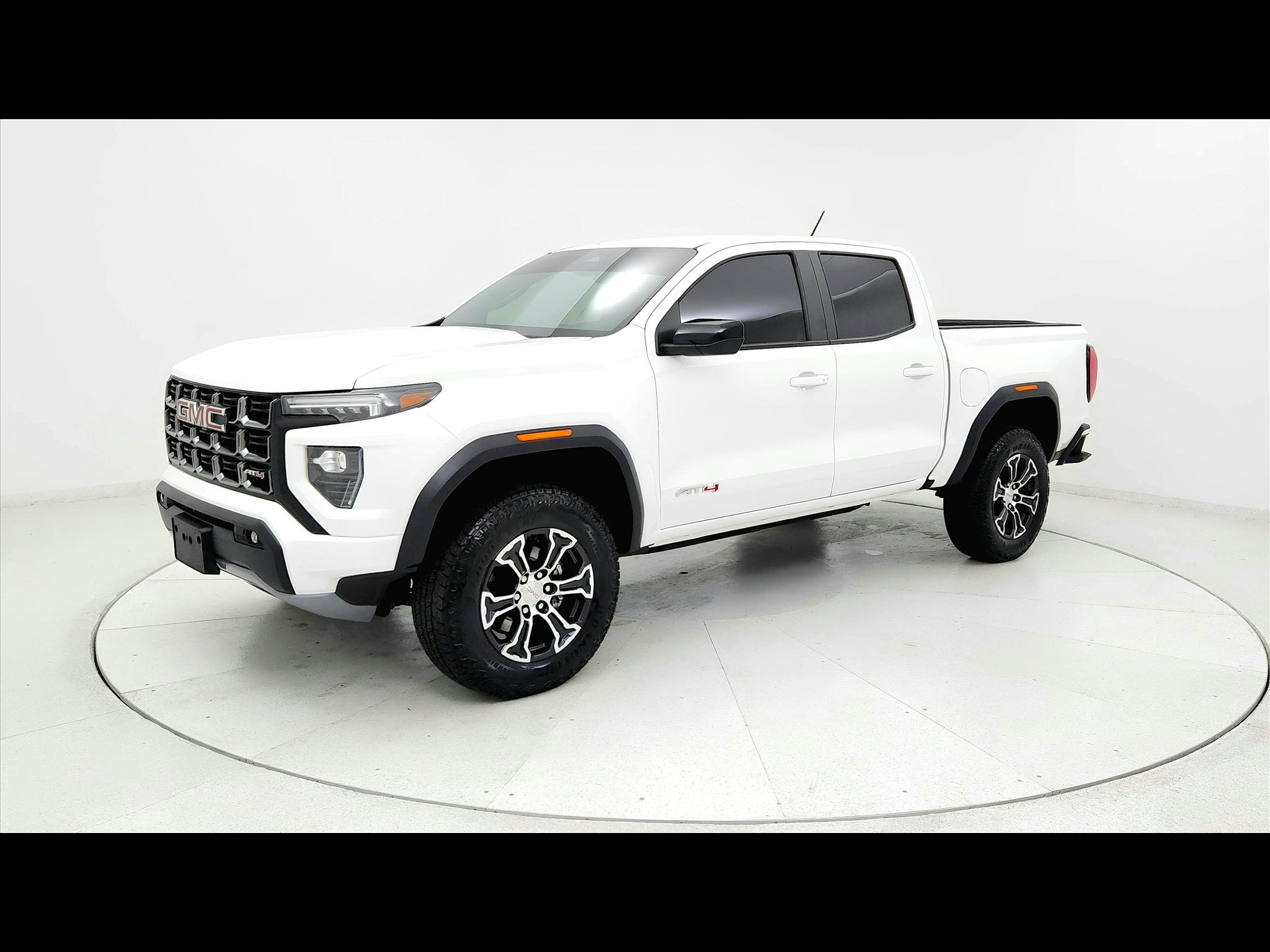 2024 GMC Canyon AT4 4D Crew Cab