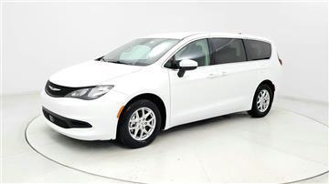 2023 Chrysler Voyager 