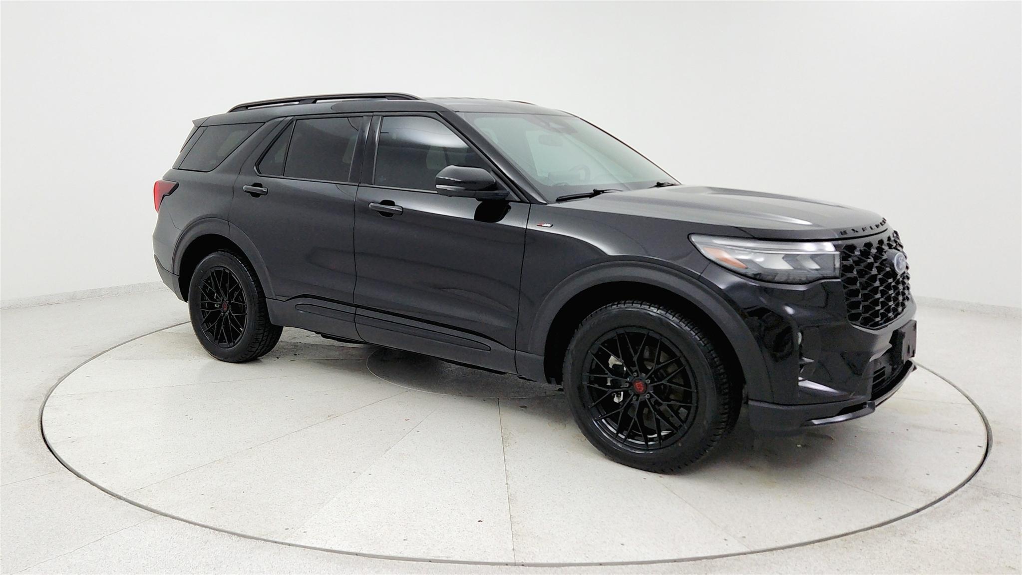 Ford Explorer photo 7
