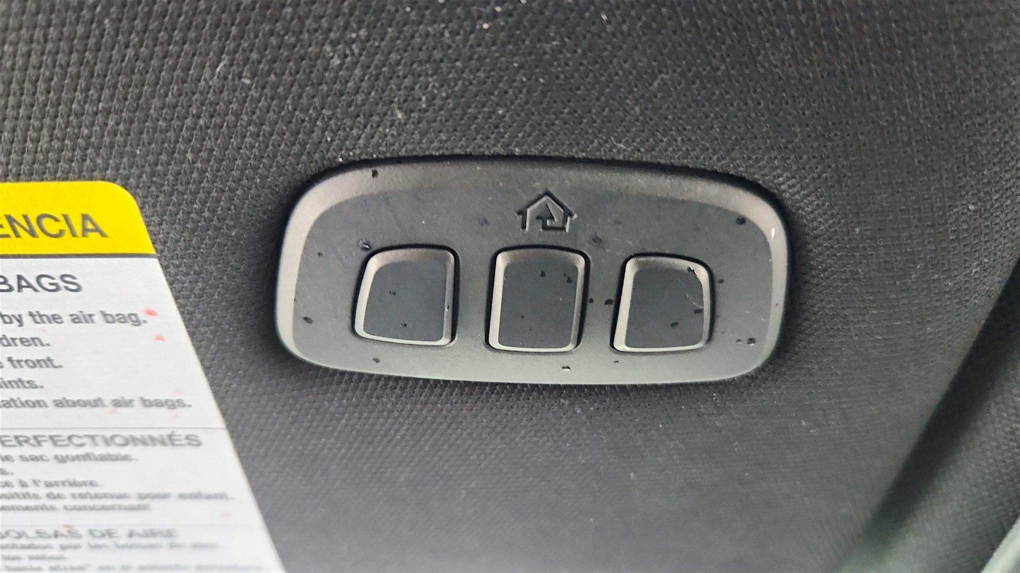 Ford Explorer photo 26