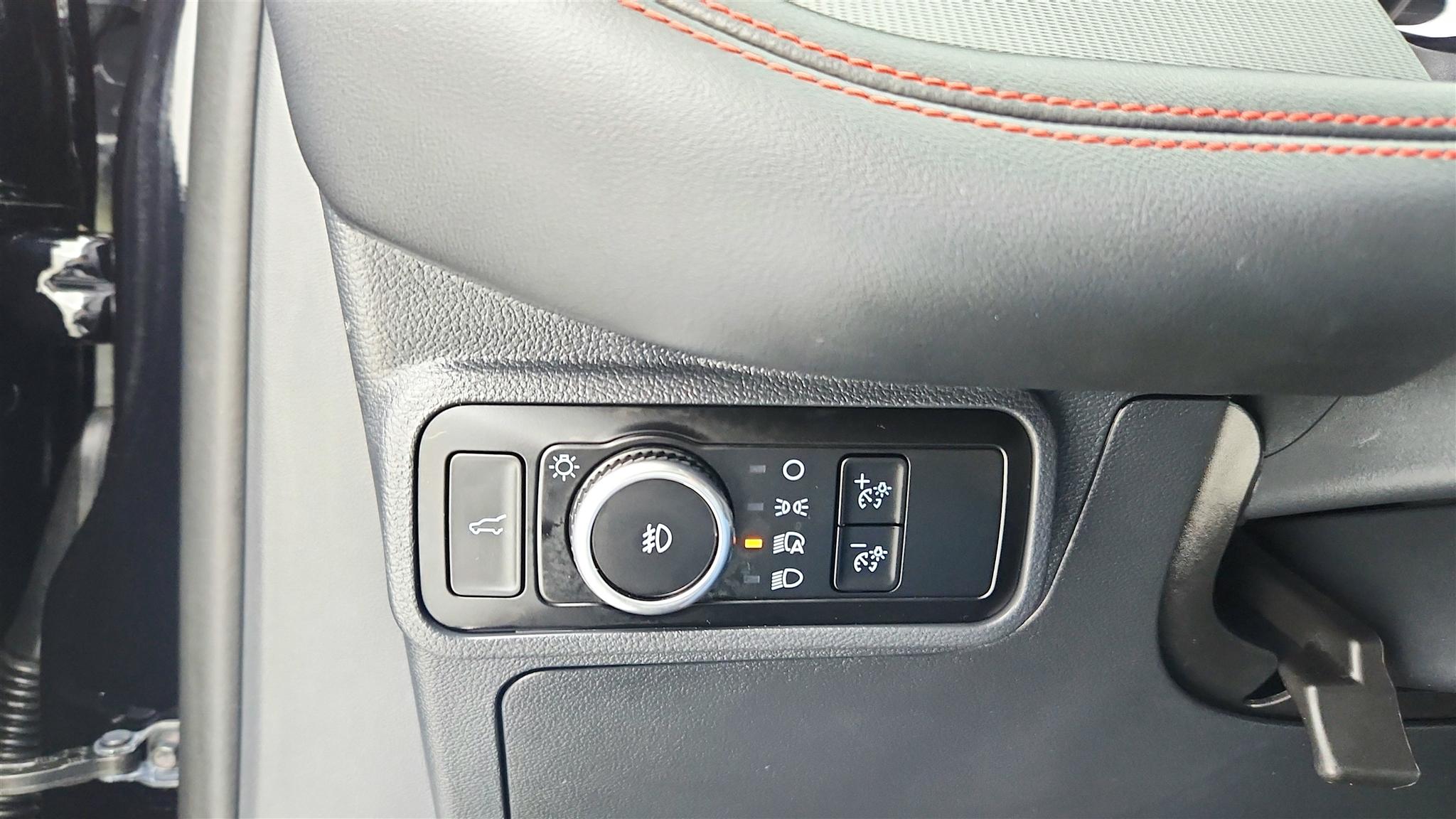 Ford Explorer photo 27
