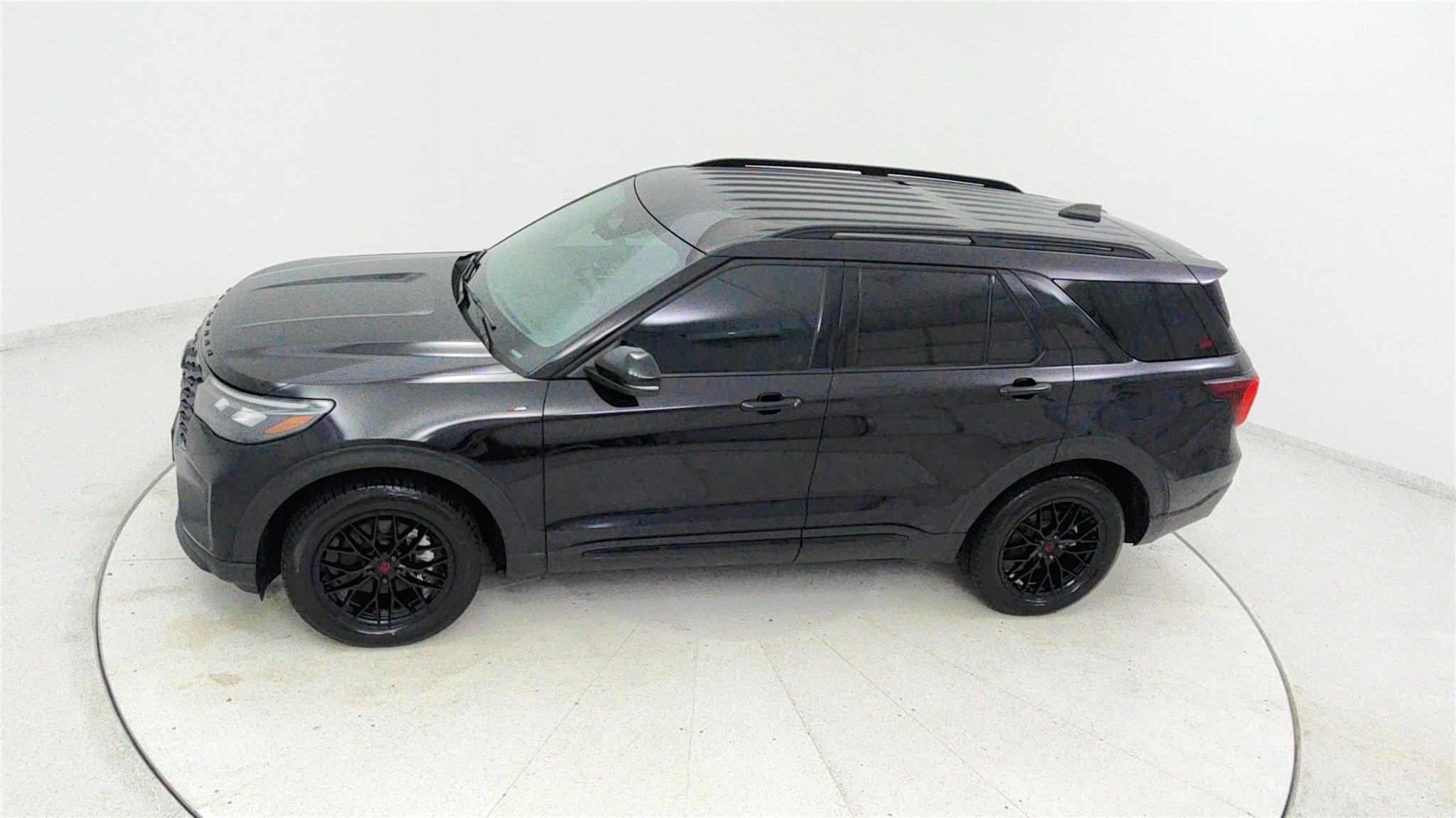 Ford Explorer photo 36