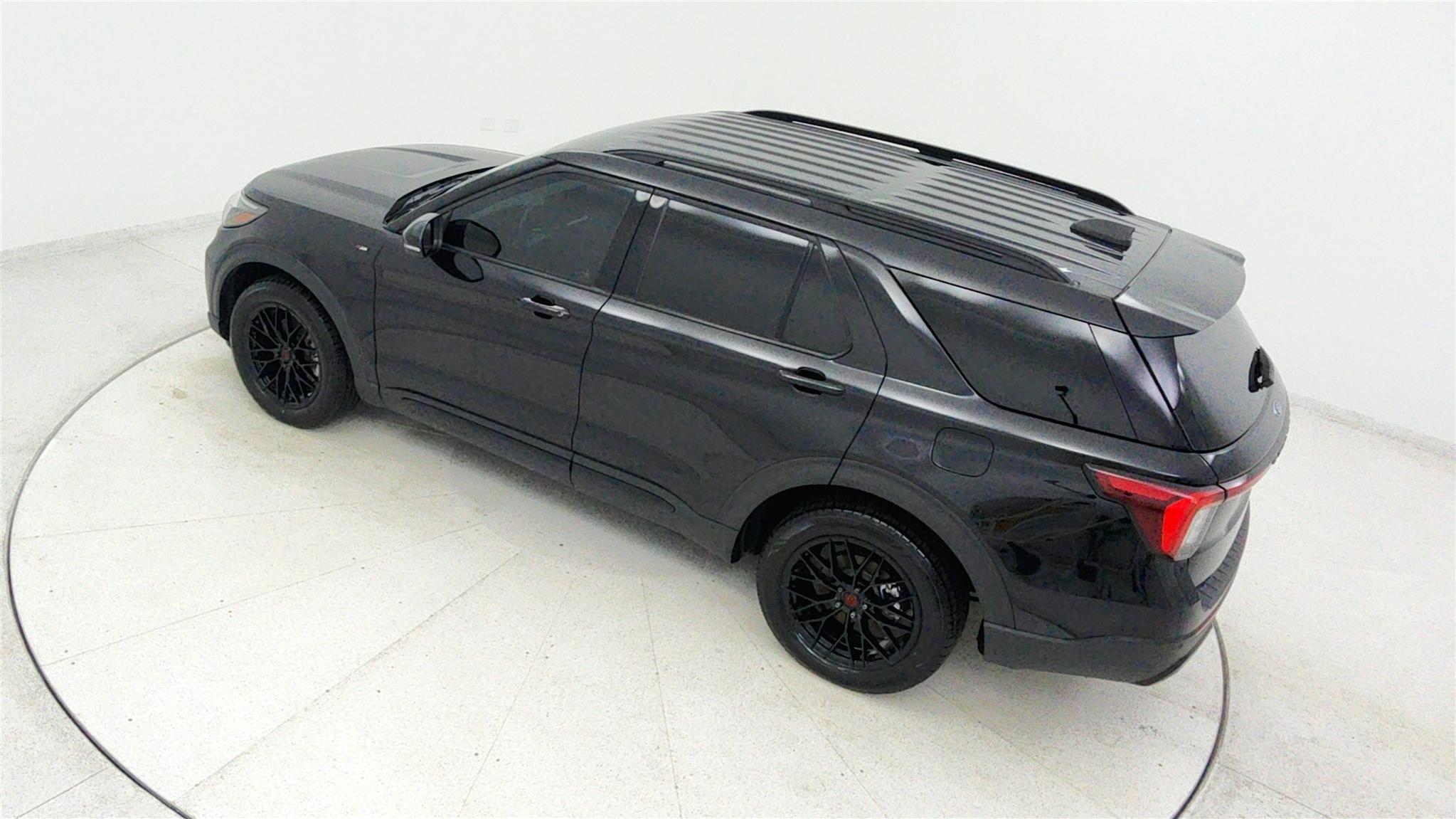 Ford Explorer photo 37