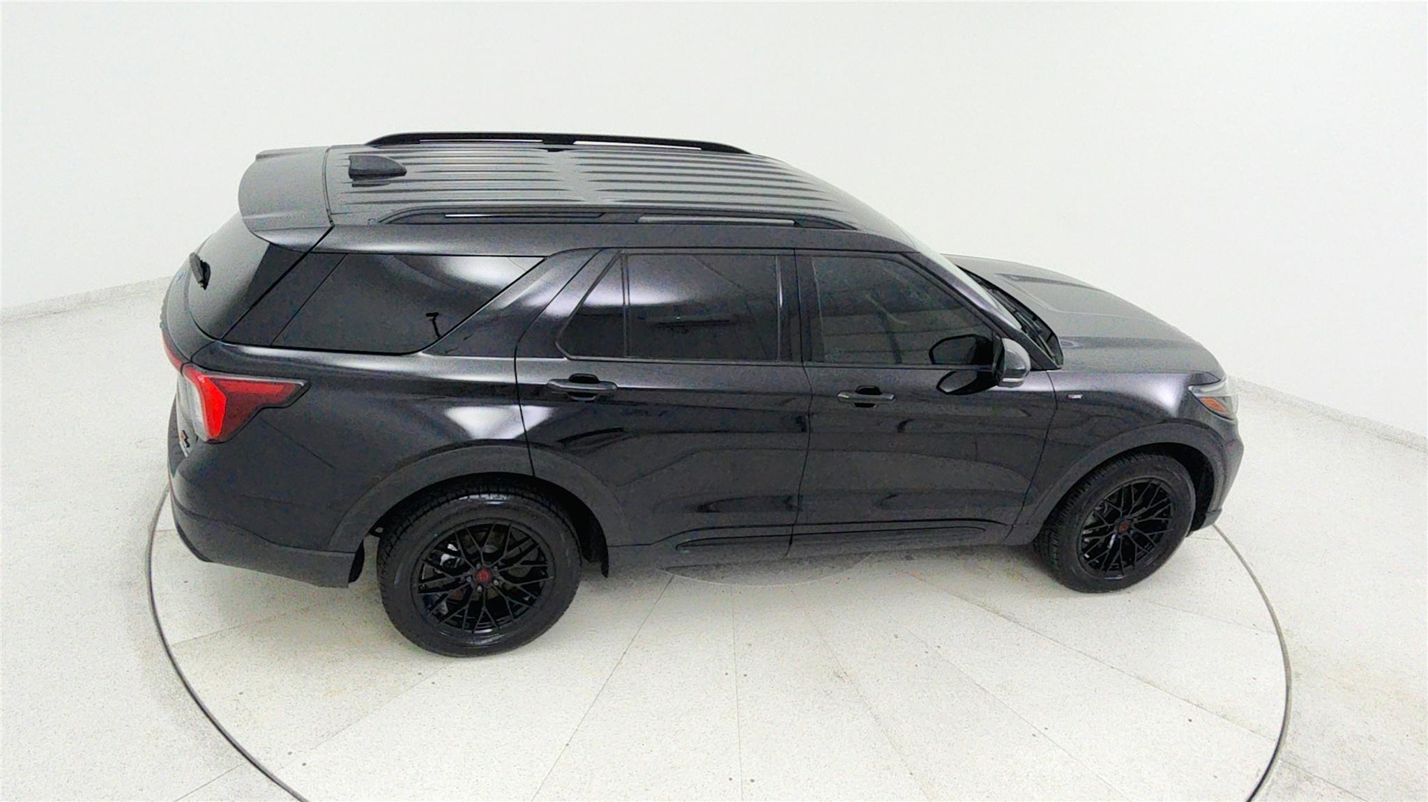 Ford Explorer photo 40
