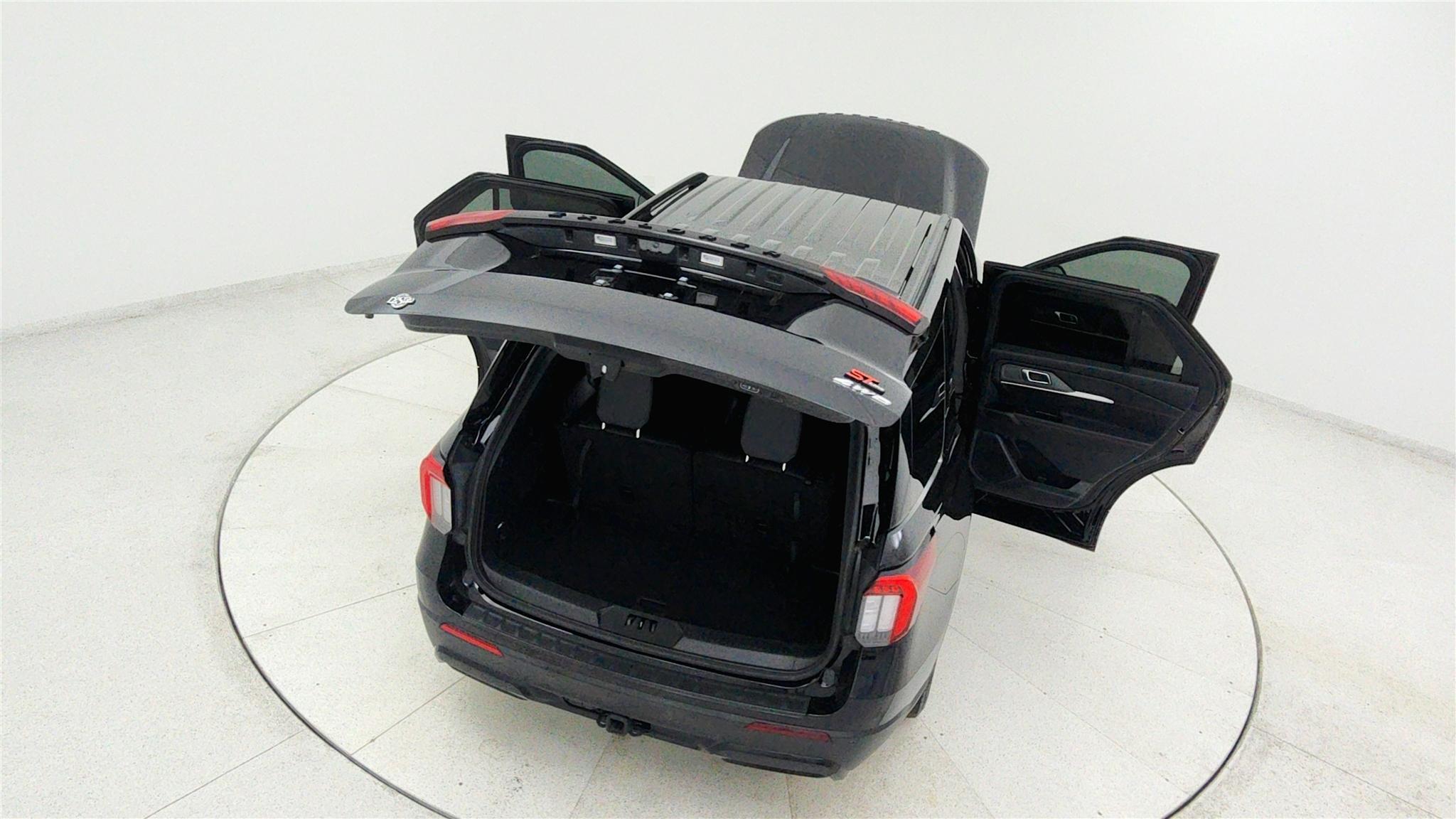 Ford Explorer photo 45