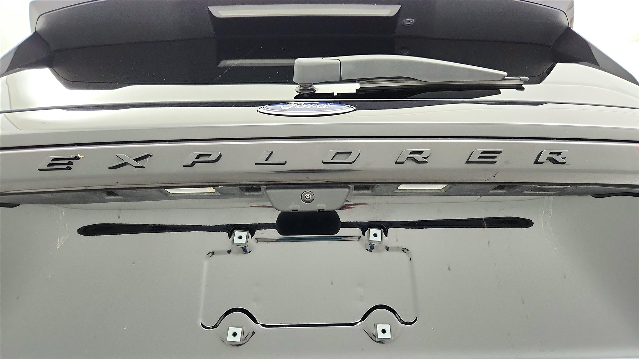 Ford Explorer photo 61
