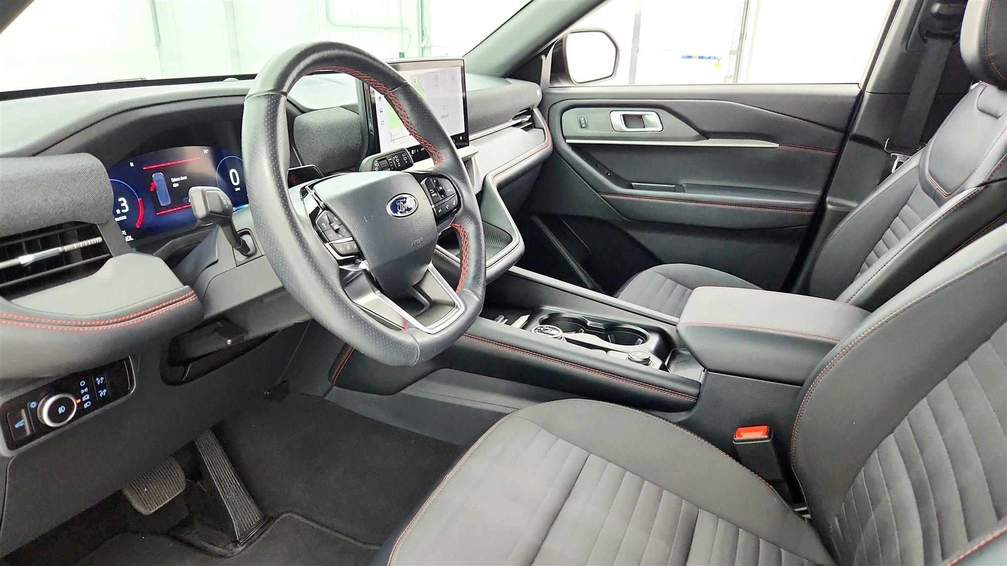 Ford Explorer photo 63