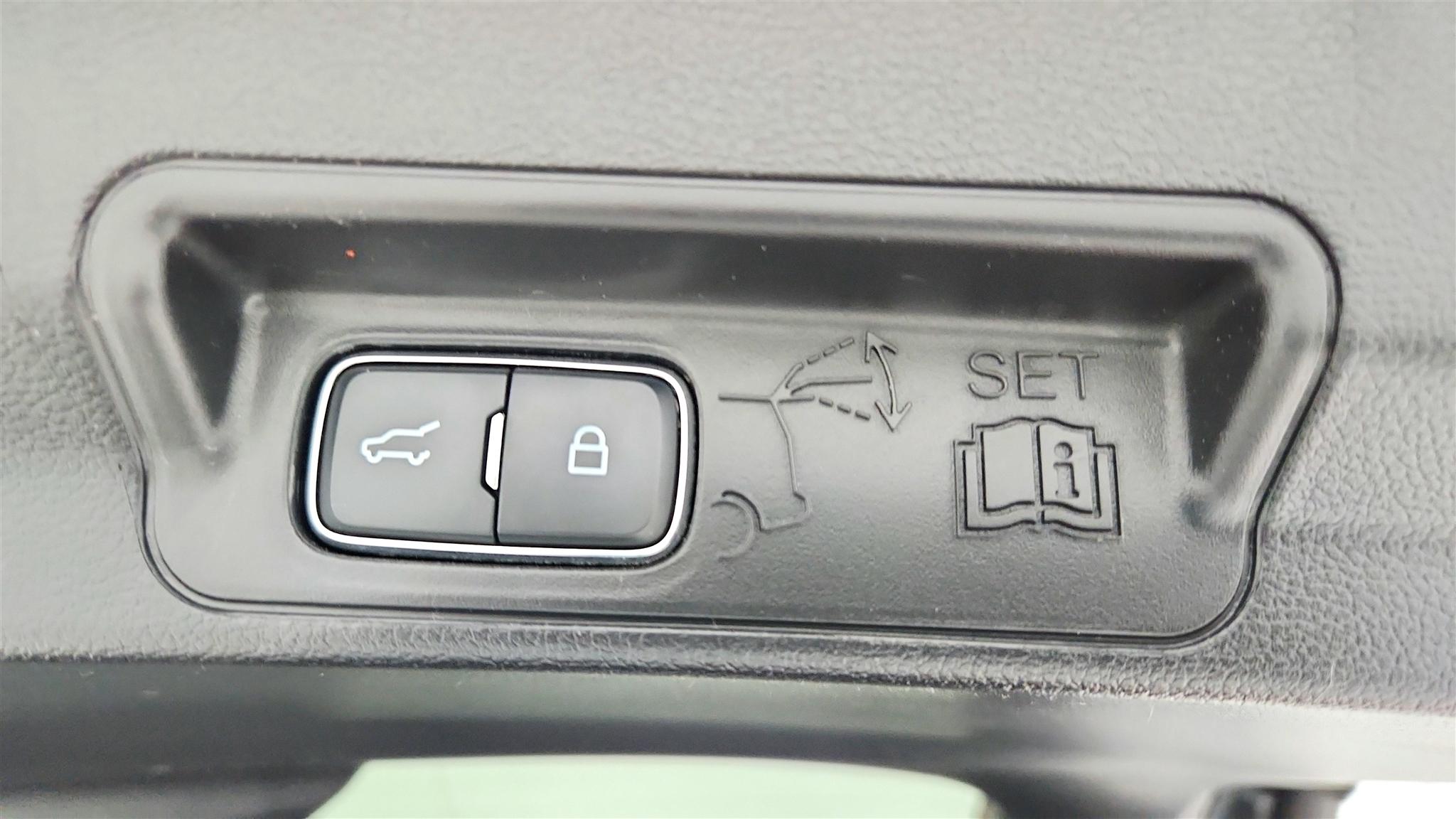 Ford Explorer photo 89