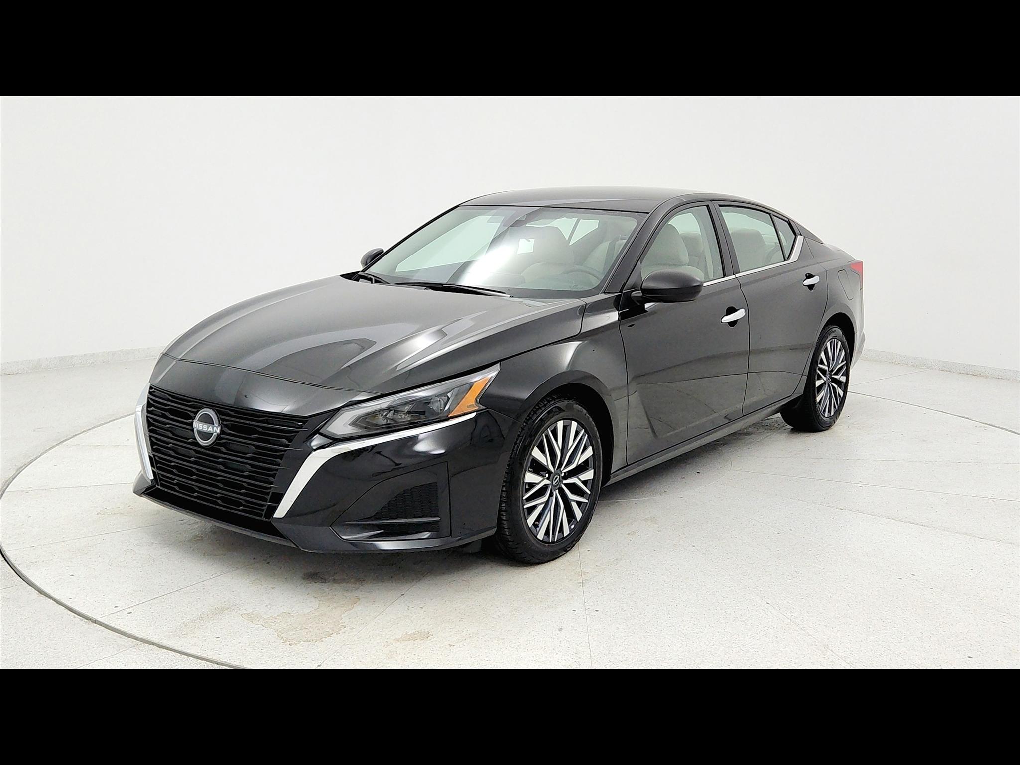 2025 Nissan Altima 