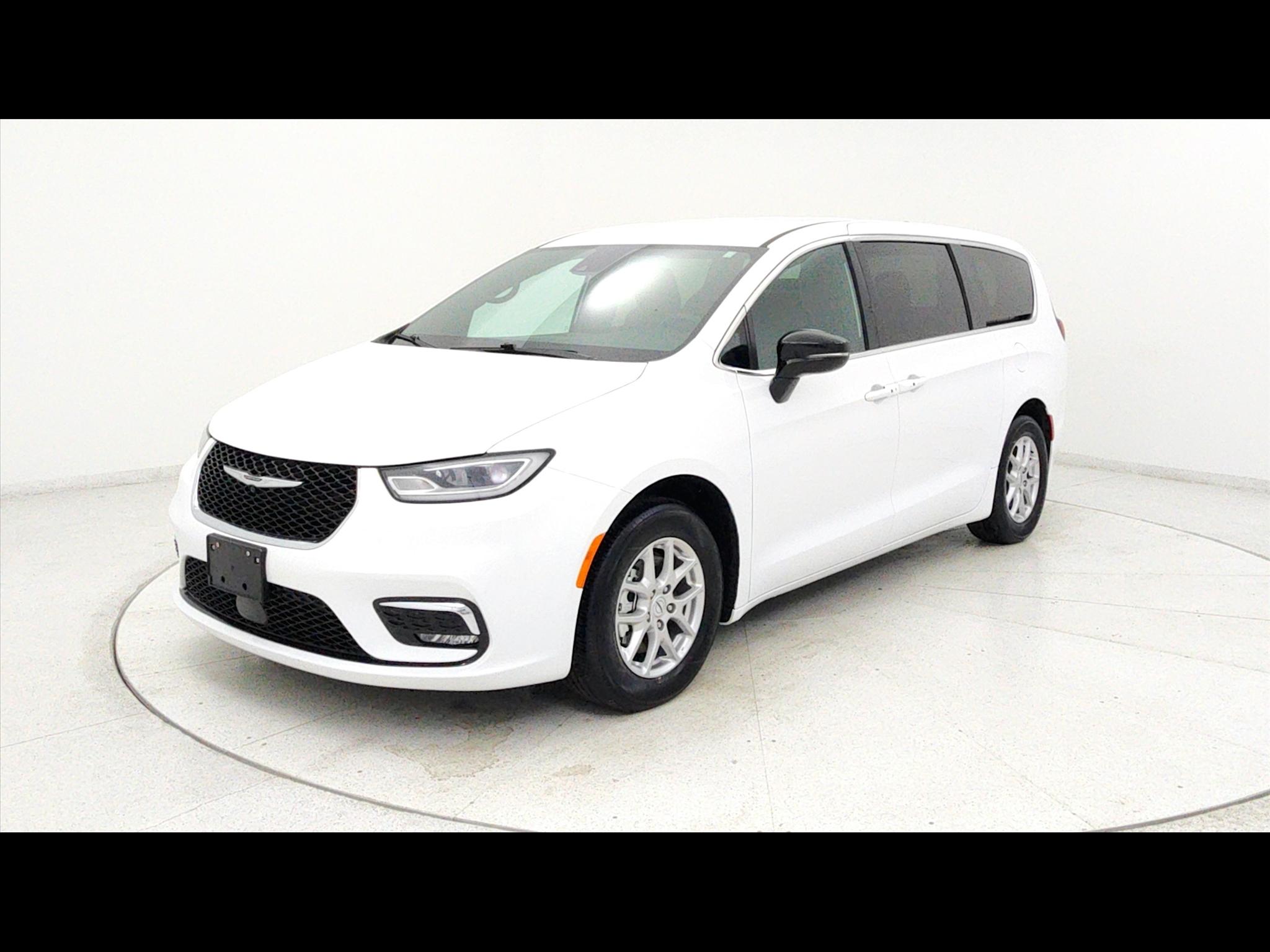 2025 Chrysler Pacifica 