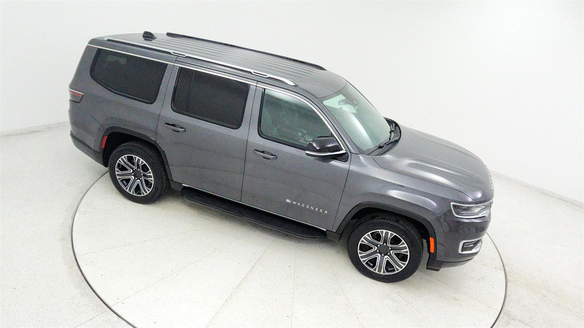Jeep Wagoneer photo 41