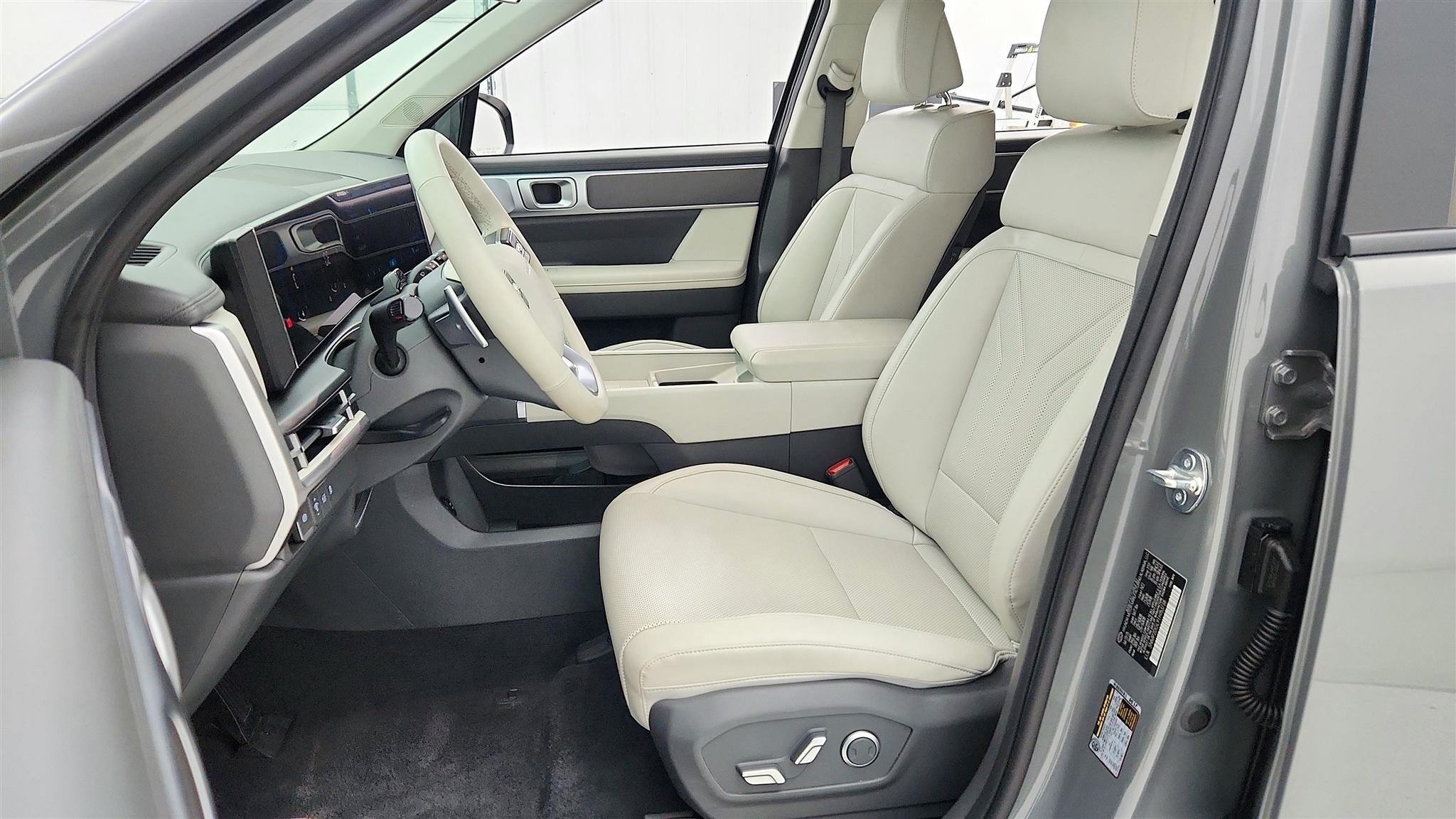 Hyundai Santa Fe photo 10