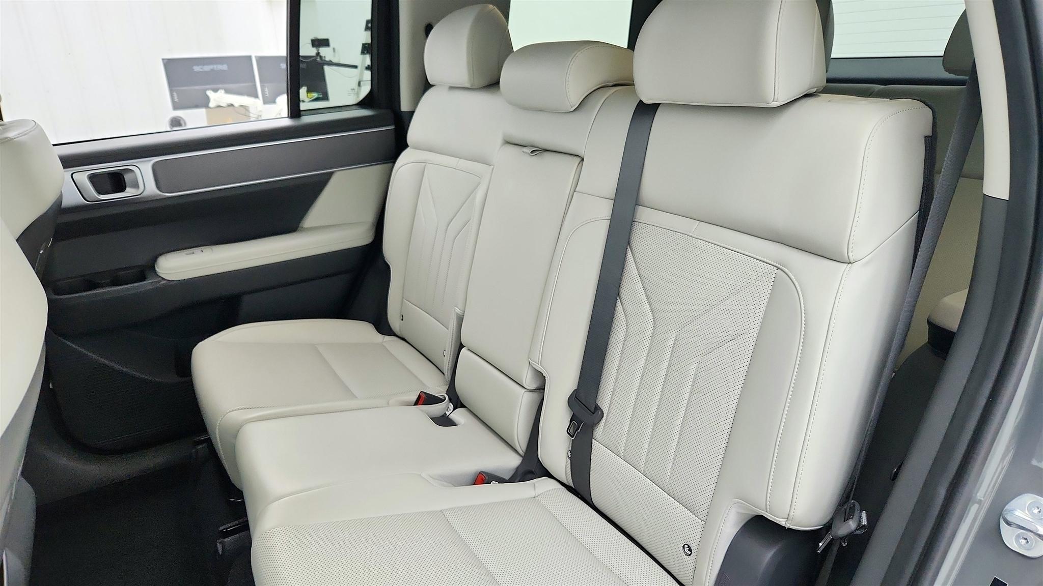 Hyundai Santa Fe photo 16