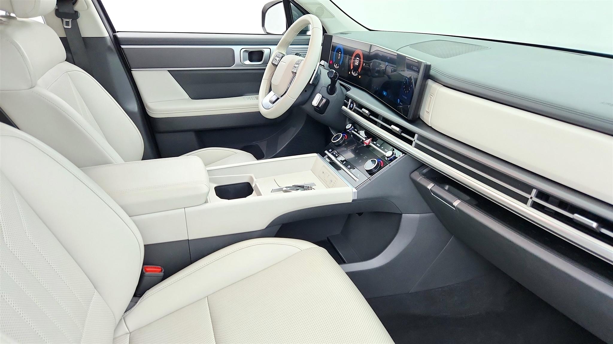 Hyundai Santa Fe photo 18