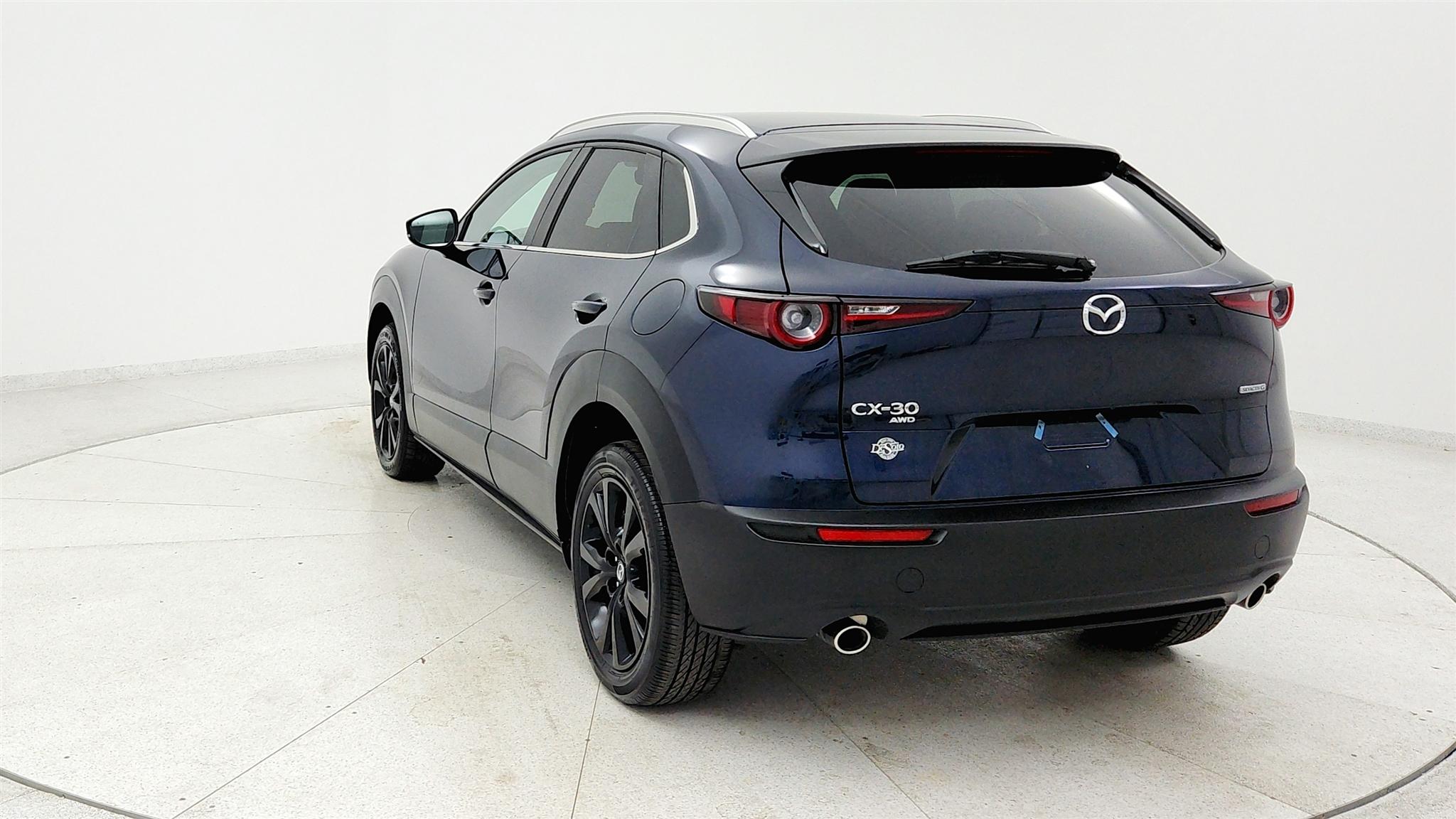 Mazda CX-30 photo 4