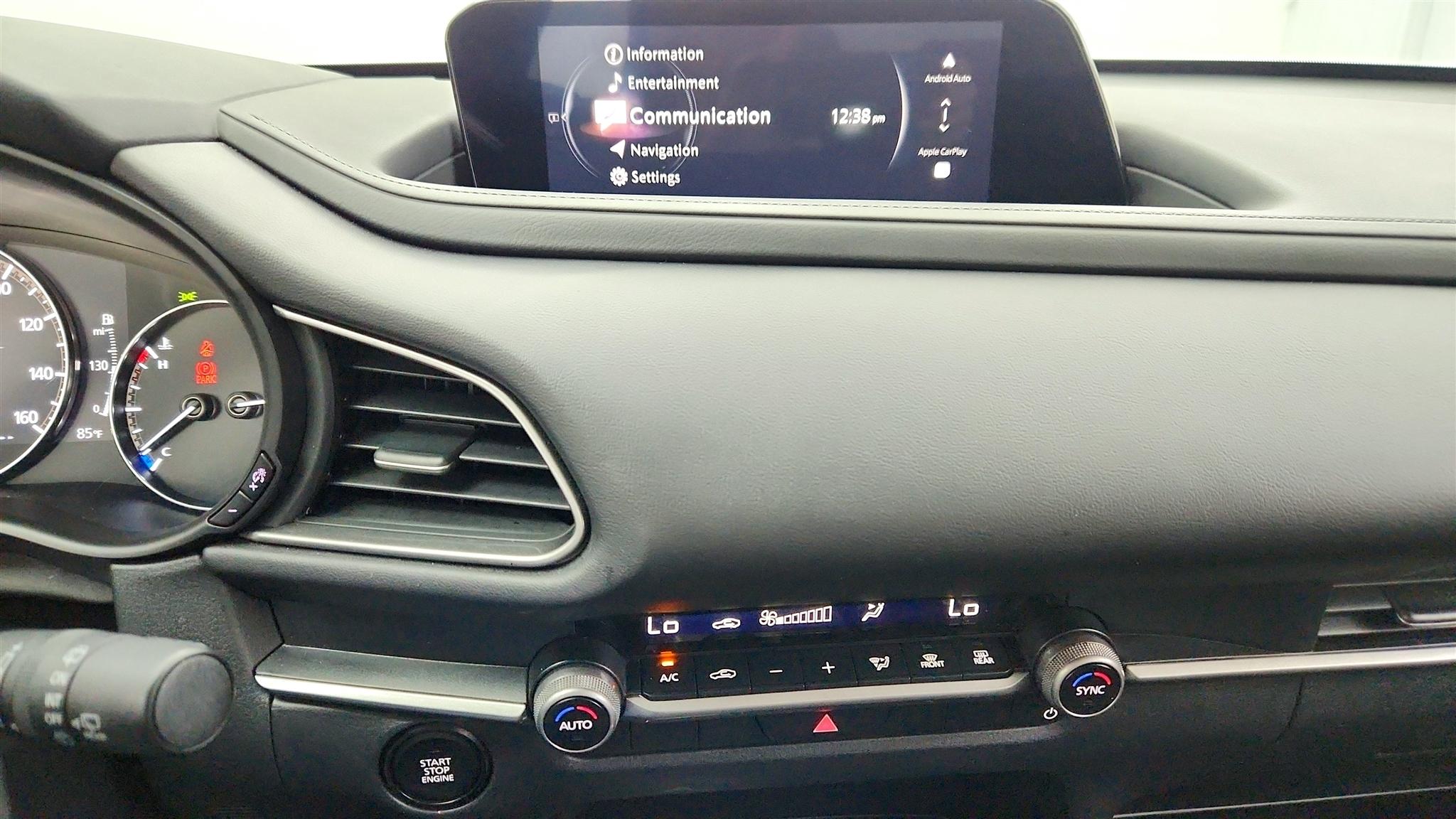 Mazda CX-30 photo 14