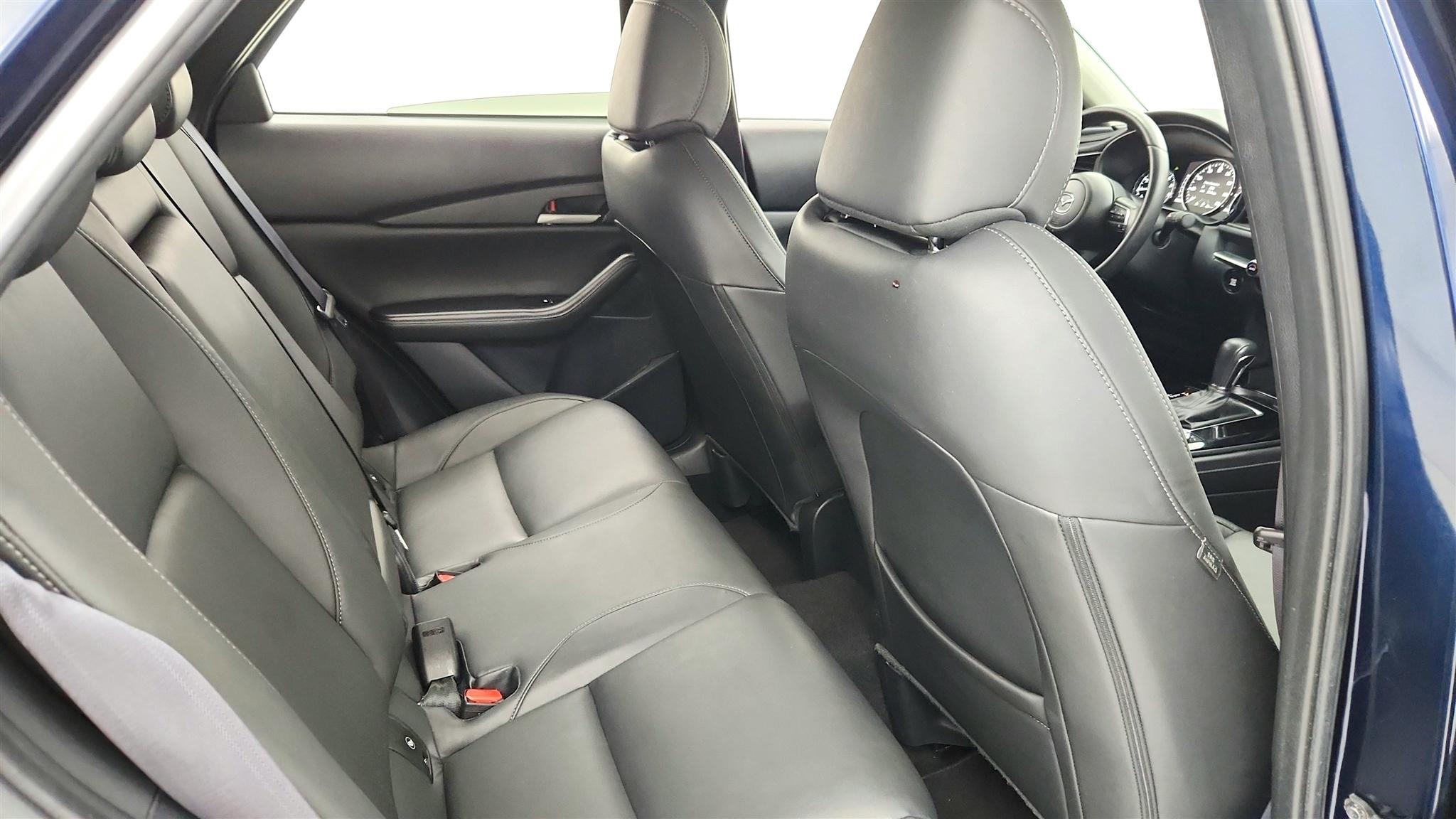 Mazda CX-30 photo 19