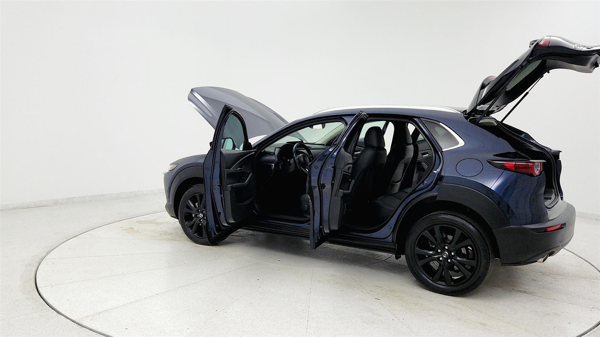 Mazda CX-30 photo 29
