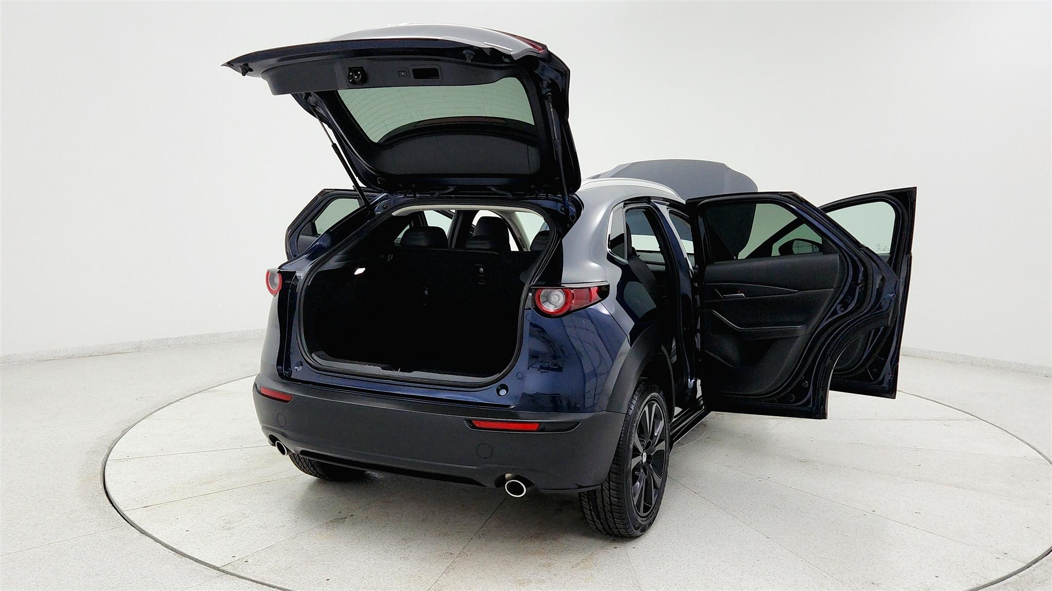 Mazda CX-30 photo 30