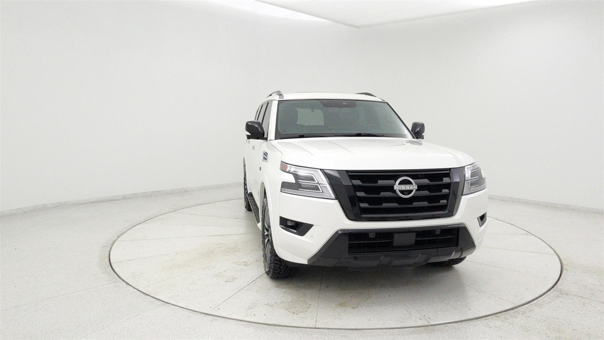 Nissan Armada photo 8