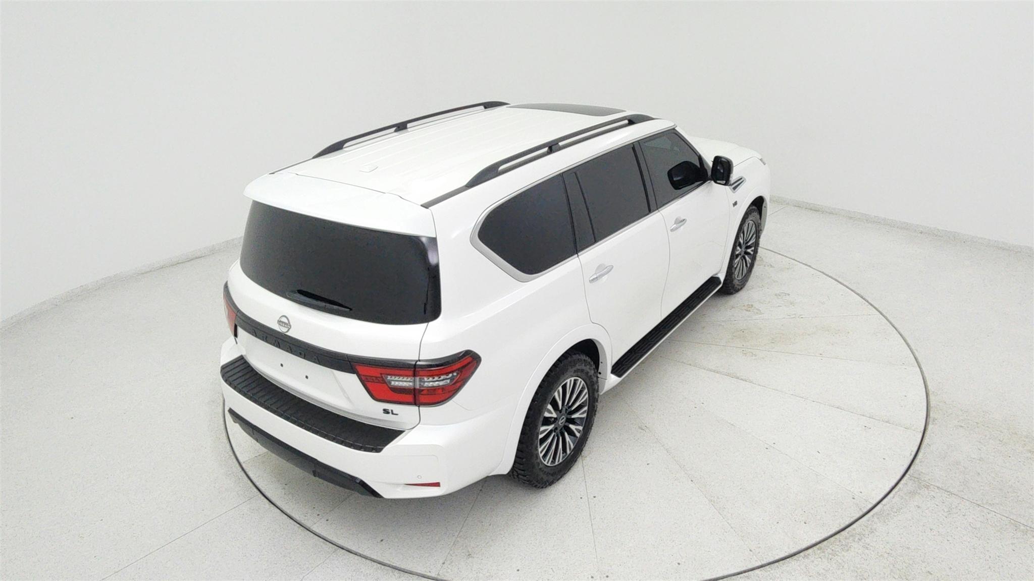 Nissan Armada photo 17