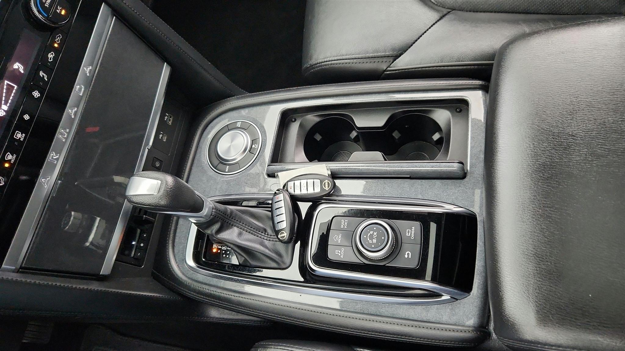 Nissan Armada photo 38