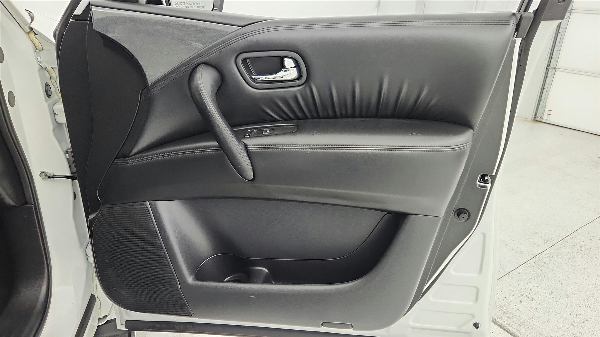 Nissan Armada photo 56