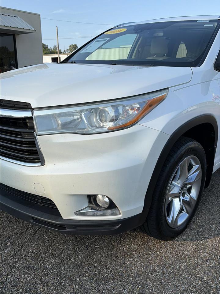 Toyota Highlander FWD 4dr V6 Limited (Natl) 2016
