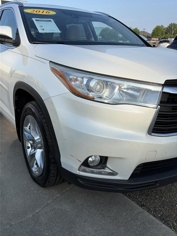 Toyota Highlander FWD 4dr V6 Limited (Natl) 2016
