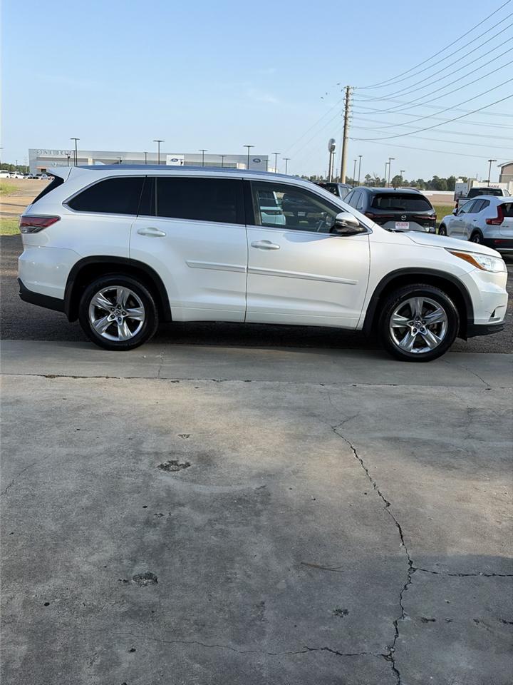 Toyota Highlander FWD 4dr V6 Limited (Natl) 2016