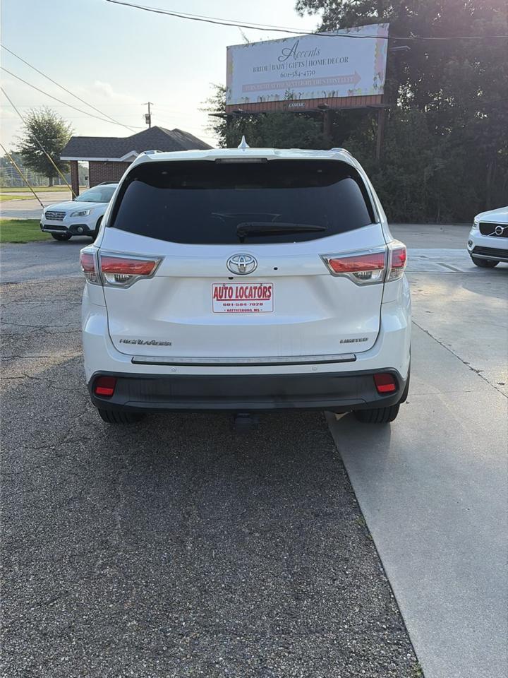 Toyota Highlander FWD 4dr V6 Limited (Natl) 2016