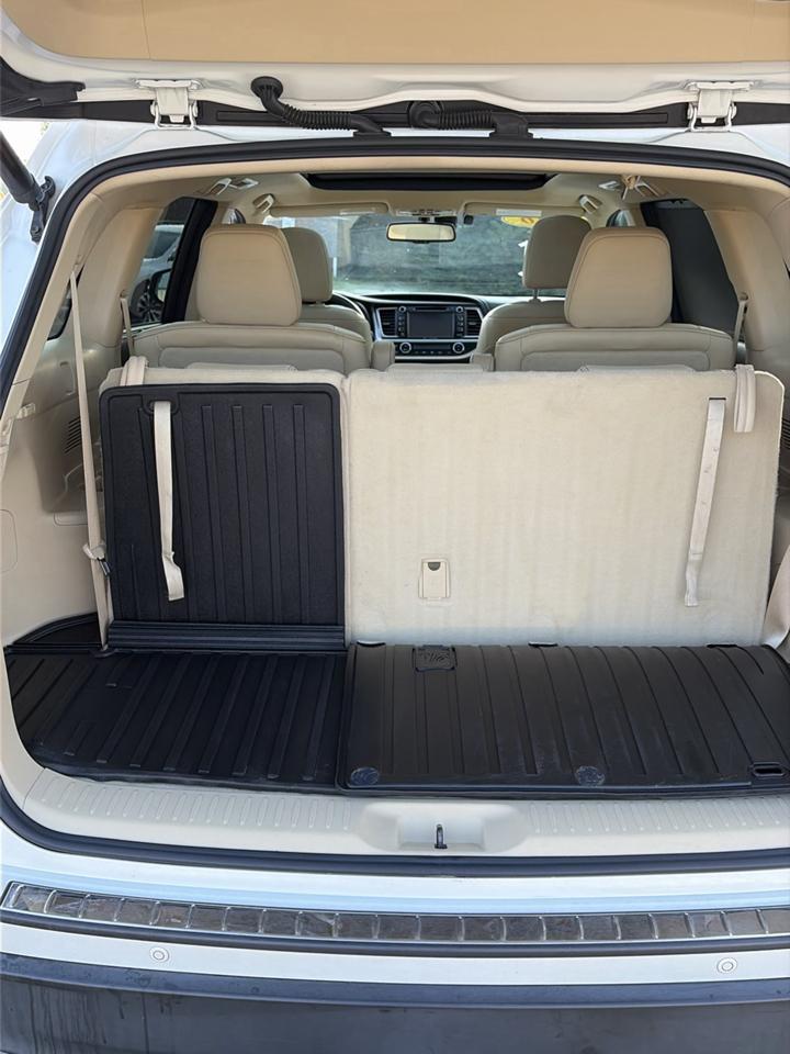 Toyota Highlander FWD 4dr V6 Limited (Natl) 2016