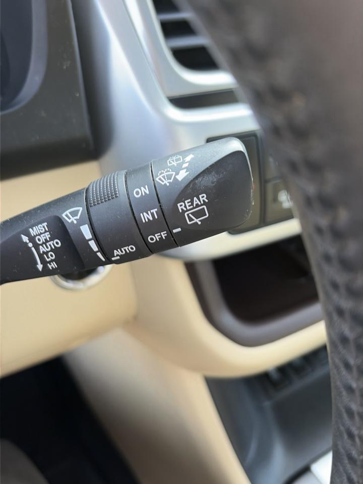 Toyota Highlander FWD 4dr V6 Limited (Natl) 2016