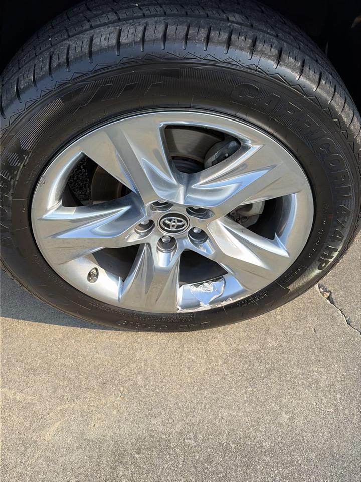 Toyota Highlander FWD 4dr V6 Limited (Natl) 2016