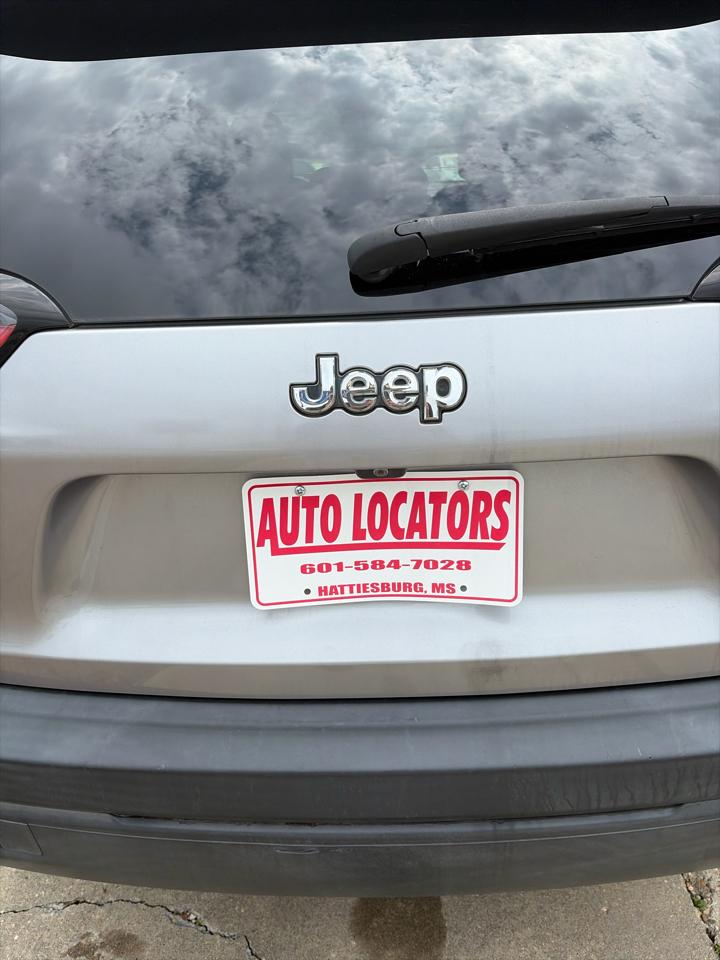 Jeep Cherokee Latitude FWD 2020
