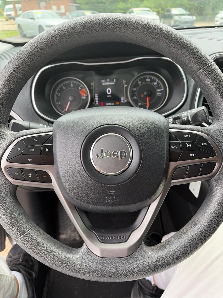 Jeep Cherokee Latitude FWD 2020