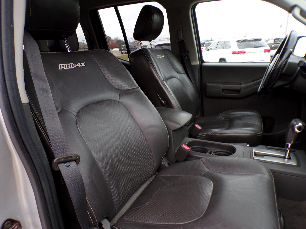 Nissan Xterra 4WD 4dr Auto Pro-4X 2014