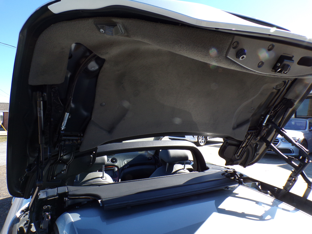 Mercedes-Benz SL-Class 2dr Roadster 5.0L 2003