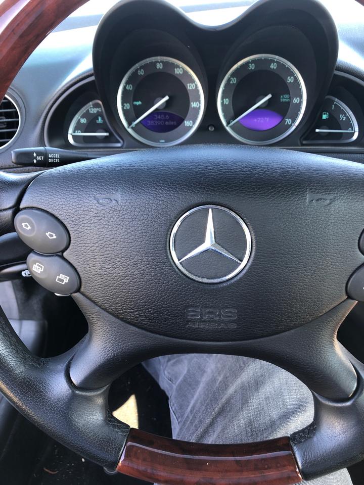 Mercedes-Benz SL-Class 2dr Roadster 5.0L 2003