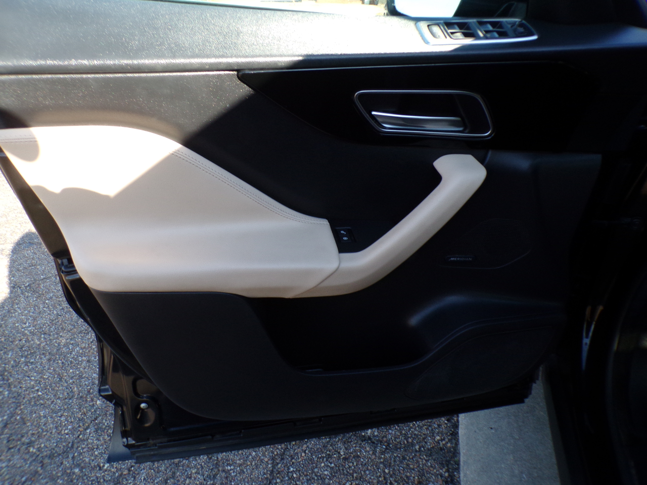 Jaguar F-Pace 25t AWD 2019