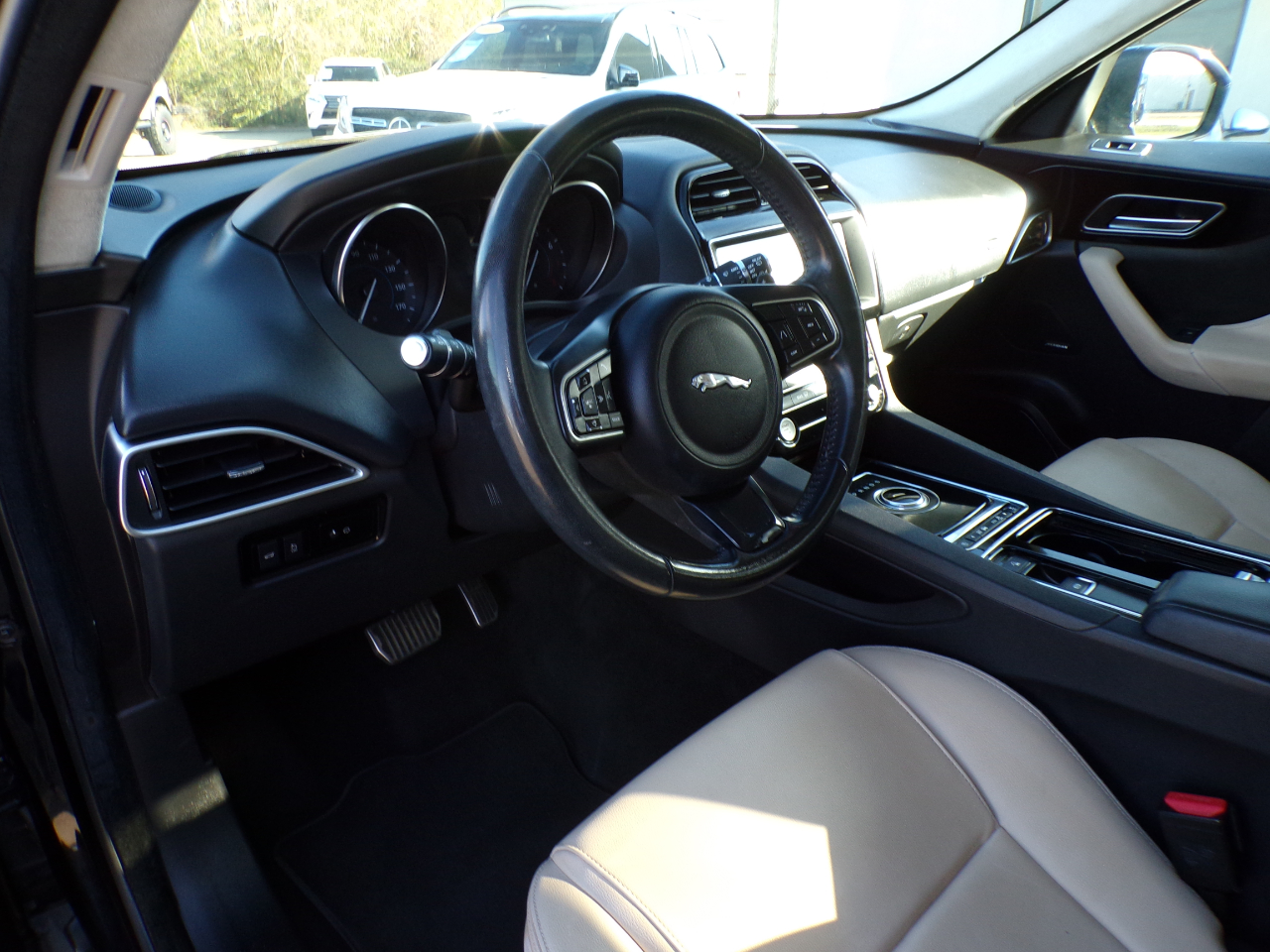 Jaguar F-Pace 25t AWD 2019