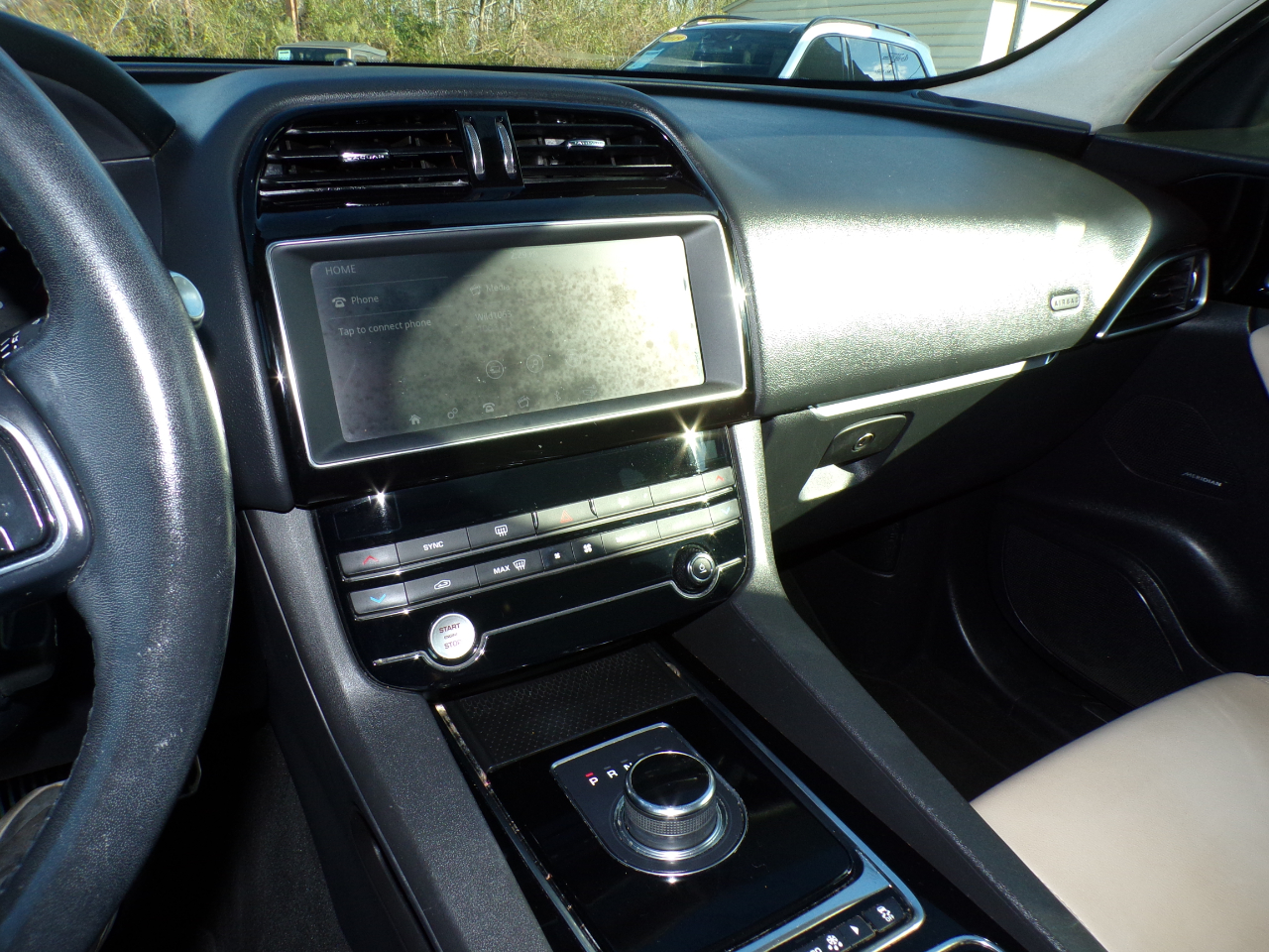 Jaguar F-Pace 25t AWD 2019