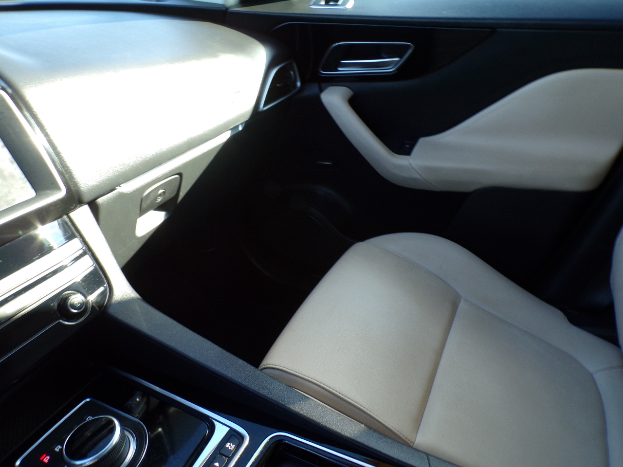 Jaguar F-Pace 25t AWD 2019