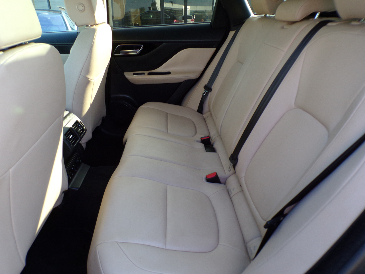 Jaguar F-Pace 25t AWD 2019