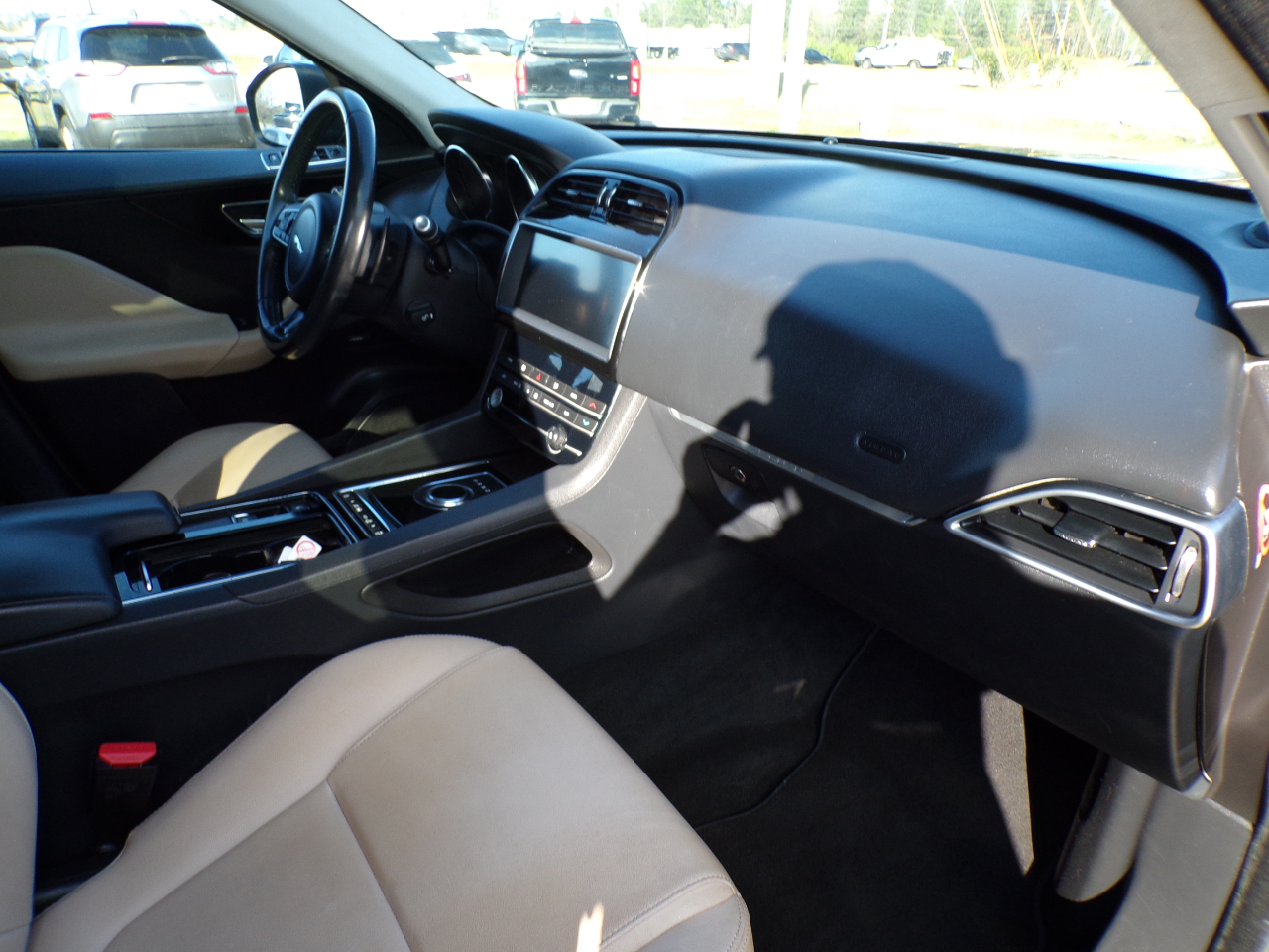 Jaguar F-Pace 25t AWD 2019