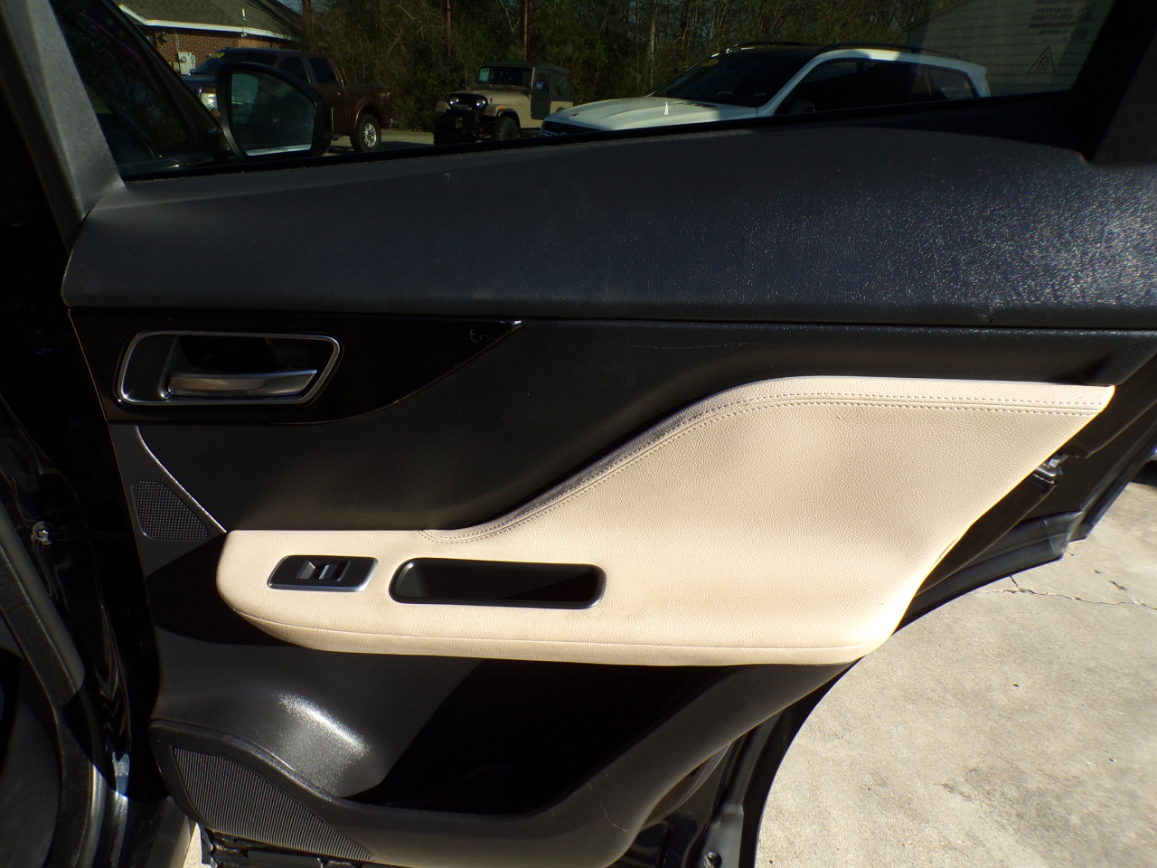 Jaguar F-Pace 25t AWD 2019