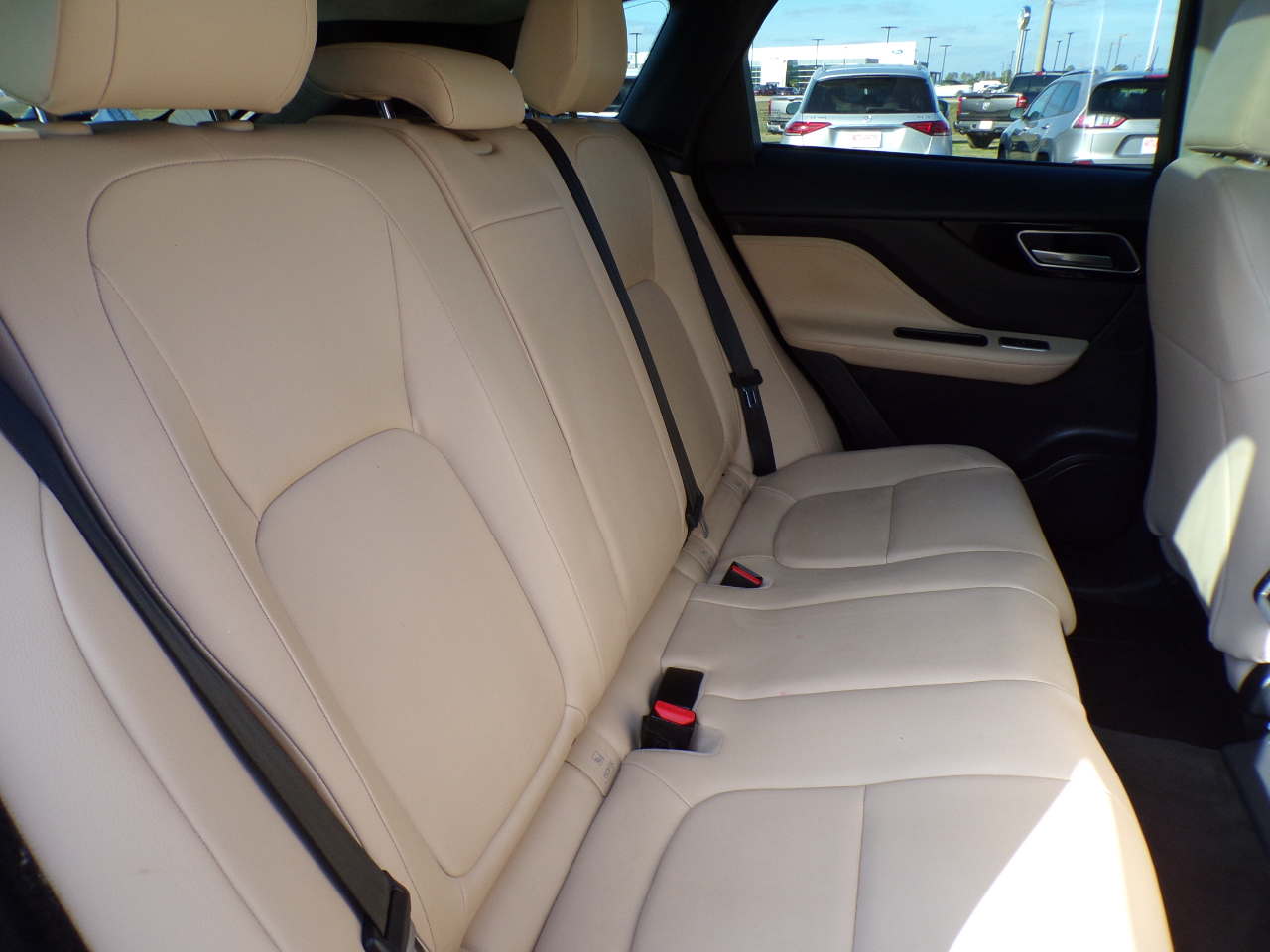 Jaguar F-Pace 25t AWD 2019